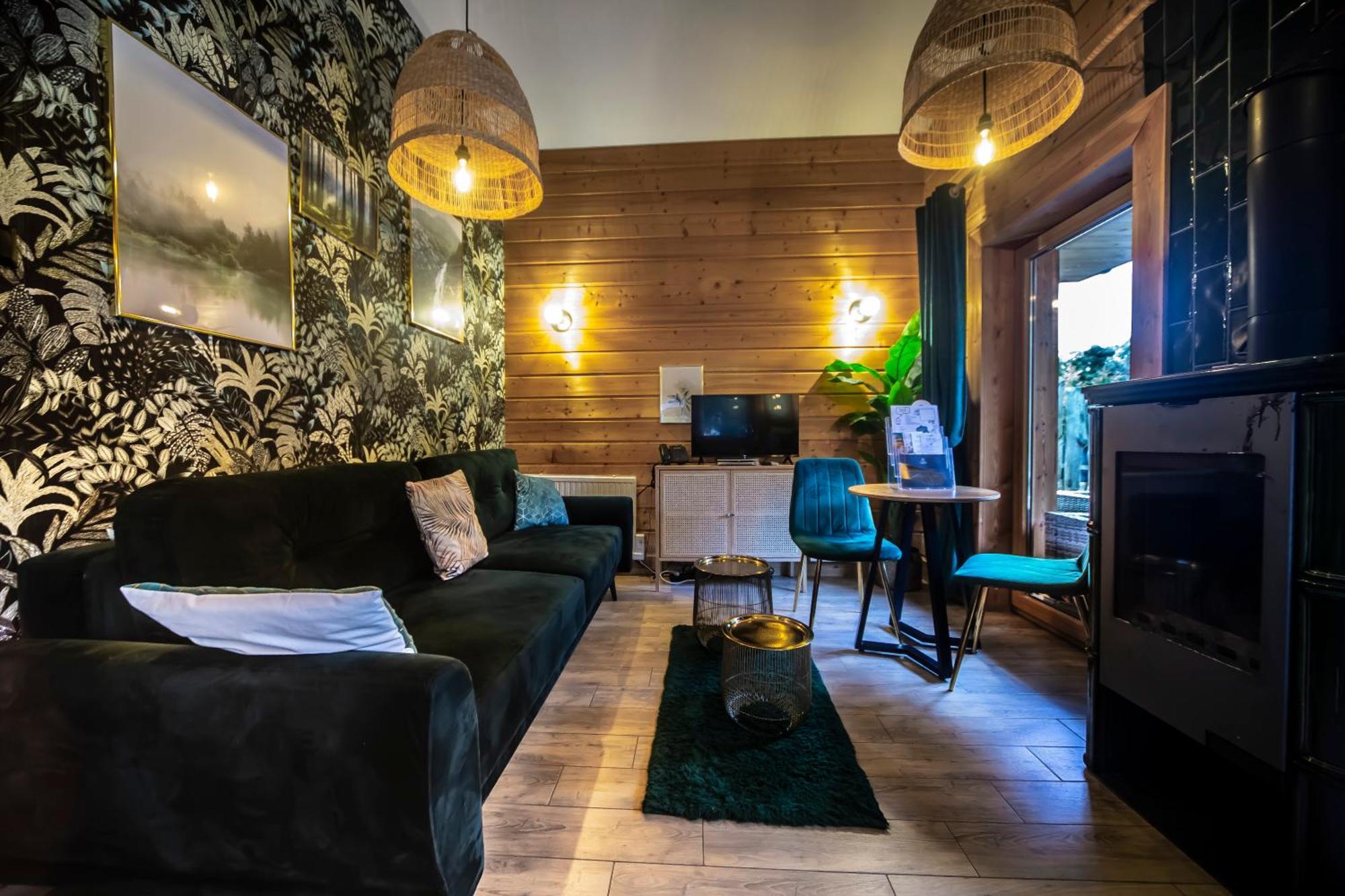 Hotel Bacowka Radawa & Spa ภายนอก รูปภาพ